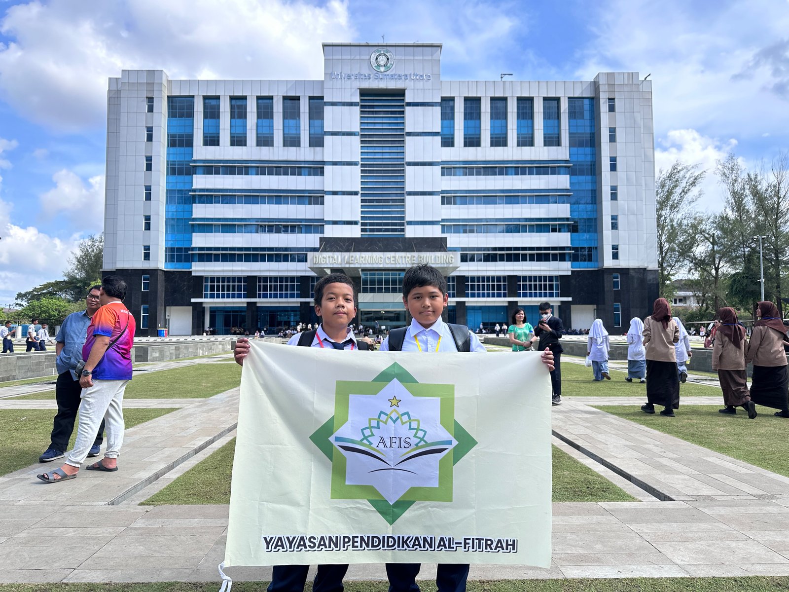 Siswa SMP Al-Fitrah Islamic School mengikuti Olimpiade SCE 2026