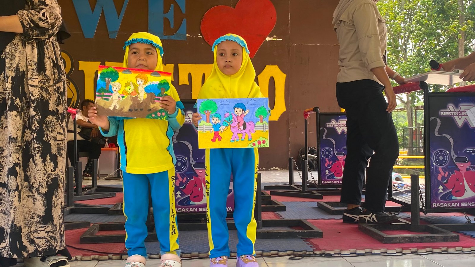 Peserta Didik RA Al-Fitrah Binjai Raih Prestasi di Ajang Lomba Mewarnai Dalam Rangka Milad Ke-6 Biestro Indonesia